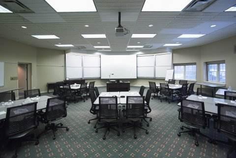 Ivey Spencer Leadership Centre 3*