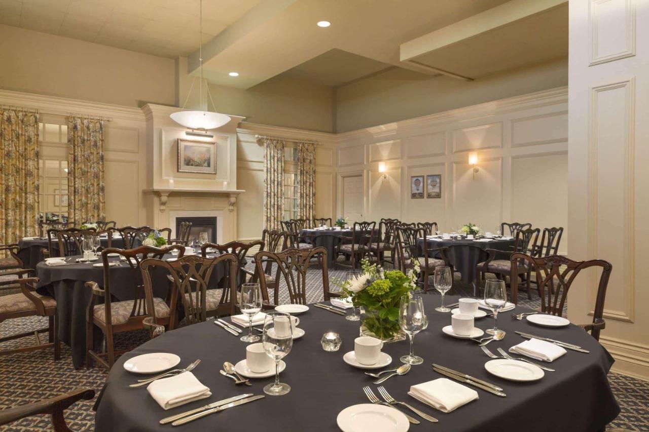 Ivey Spencer Leadership Centre 3*