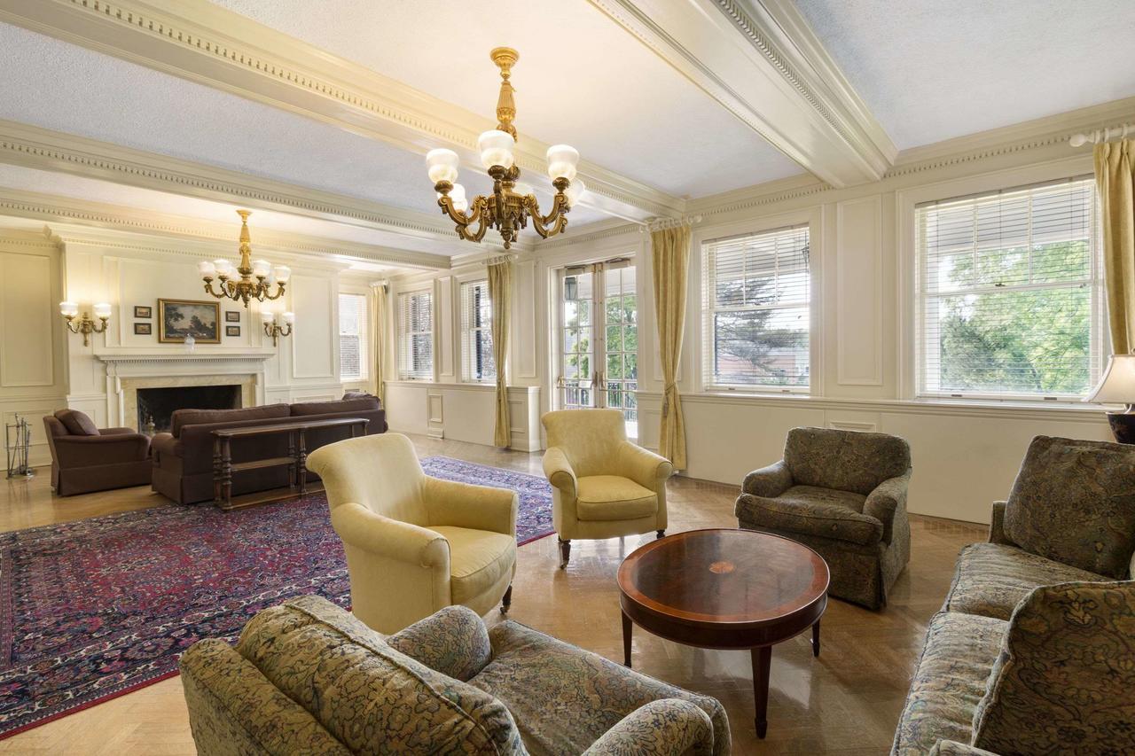 Hotel Ivey Spencer Leadership Centre